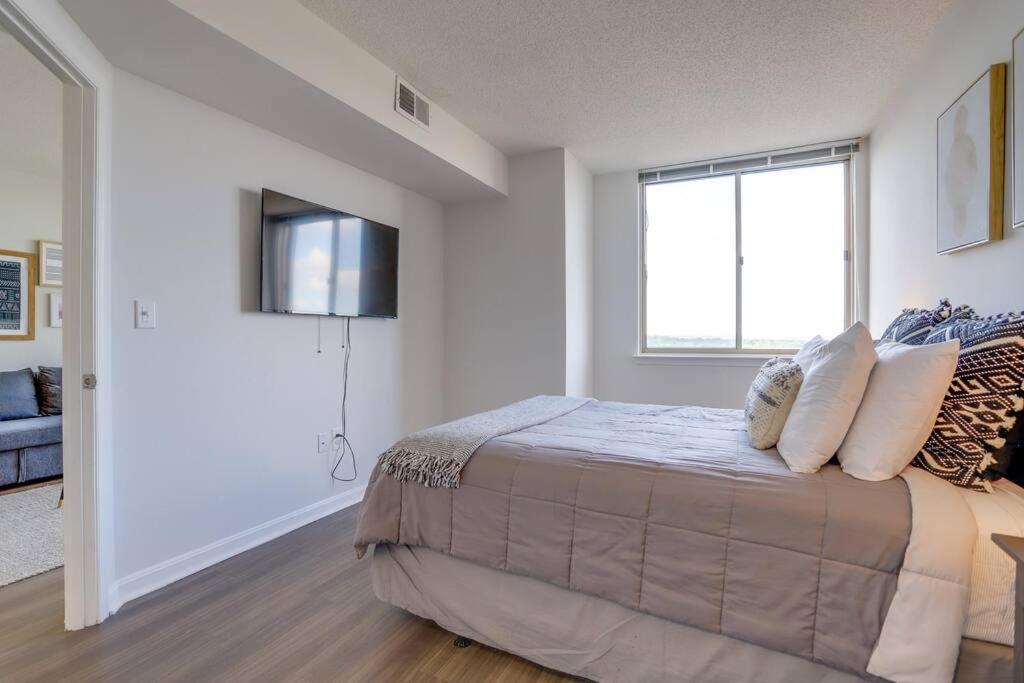 Apartment Exclusive In Ballston With Gym